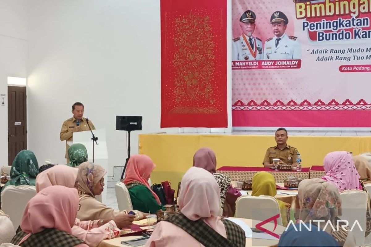 Disbud Sumbar fasilitasi peningkatan kapasitas Bundo Kanduang