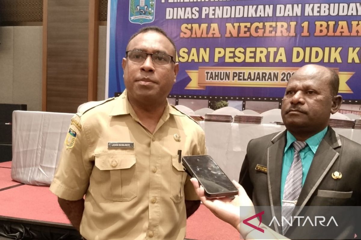 Disdik Biak alokasikan dana Otsus Rp4,5 miliar bagi beasiswa Dikdasmen