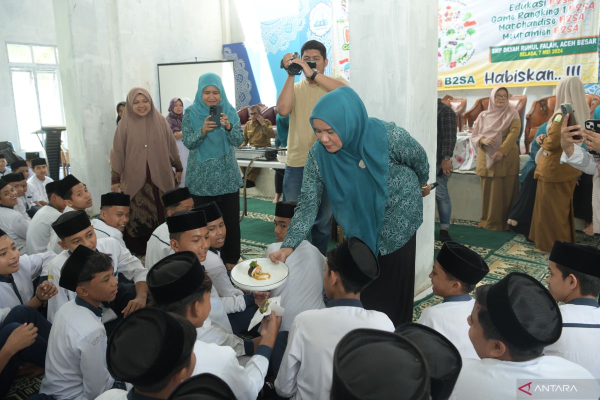 PKK Aceh ajak santri konsumsi makanan sehat dan bebas pengawet