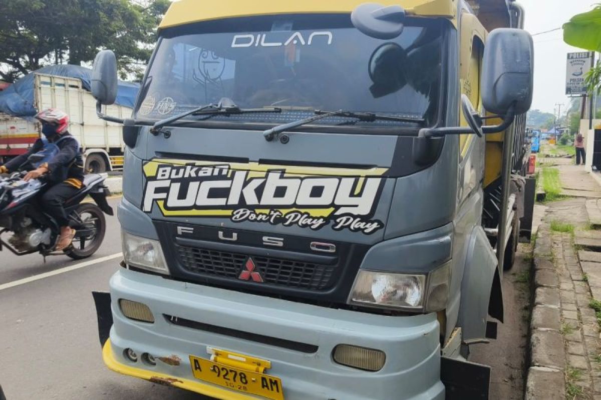 Pelaku pencurian dump truk di Serang ditangkap warga