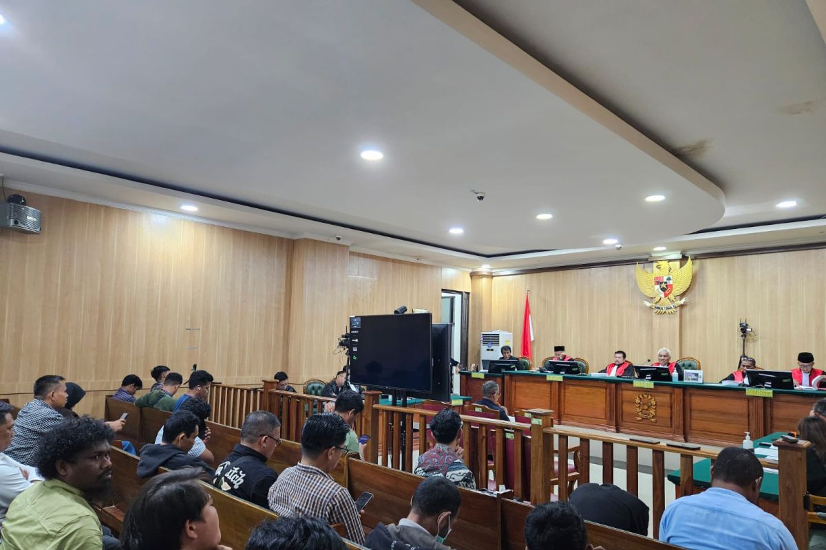 Terdakwa kasus suap Gubernur Malut nonaktif minta keringanan hukuman