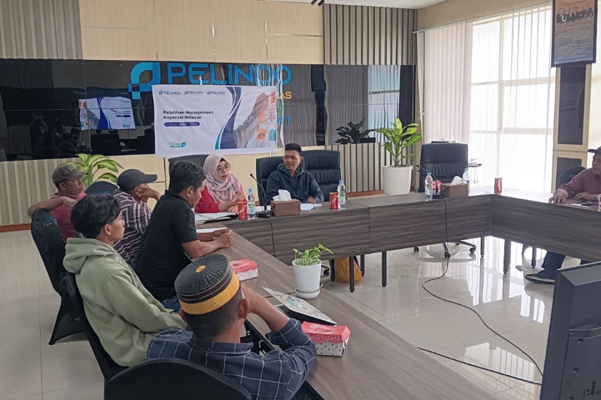 Pelindo Group Makassar latih nelayan soal manajemen koperasi
