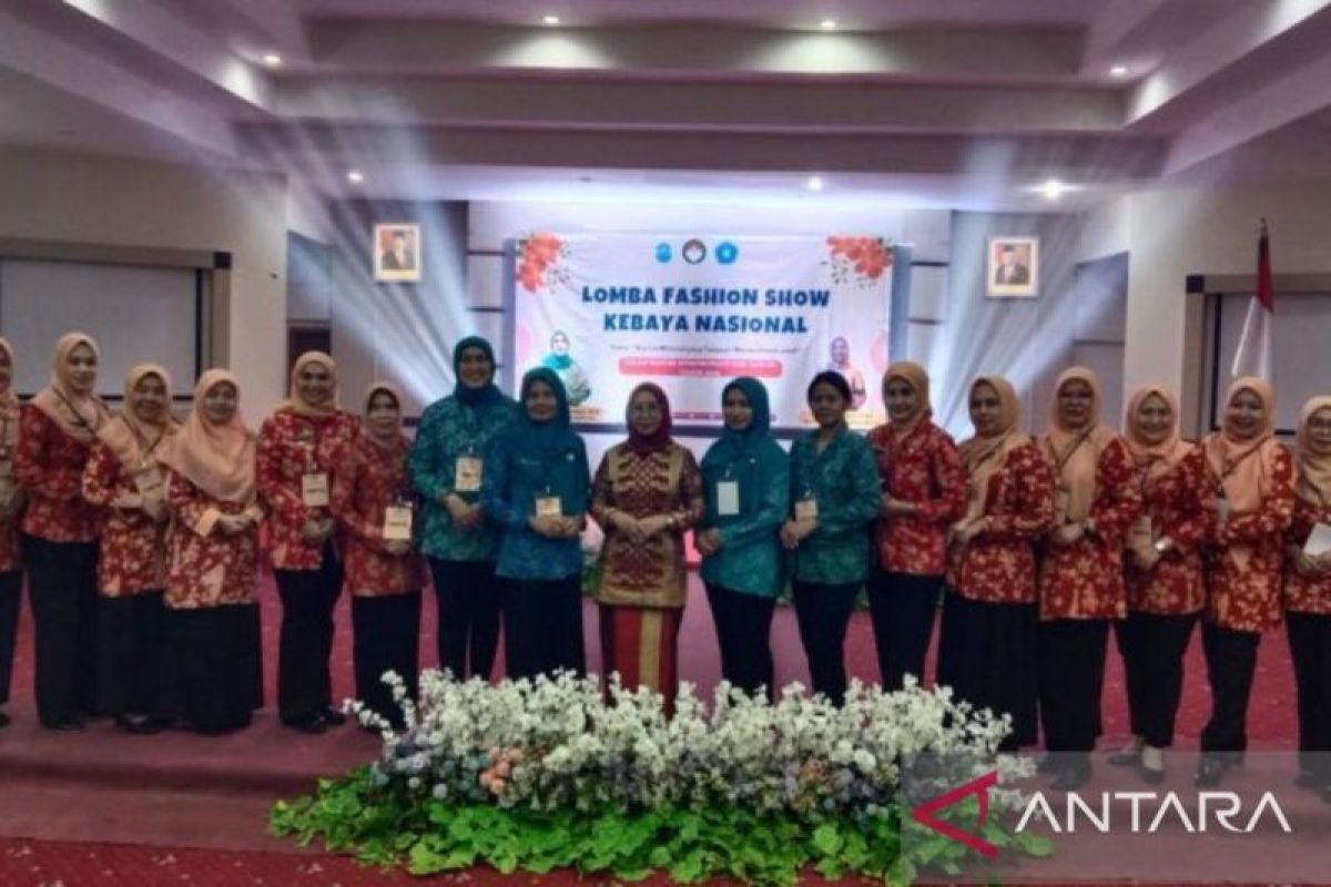 Kenang semangat juang R.A Kartini, Pemkot Pangkalpinang gelar lomba fashion show kebaya nasional