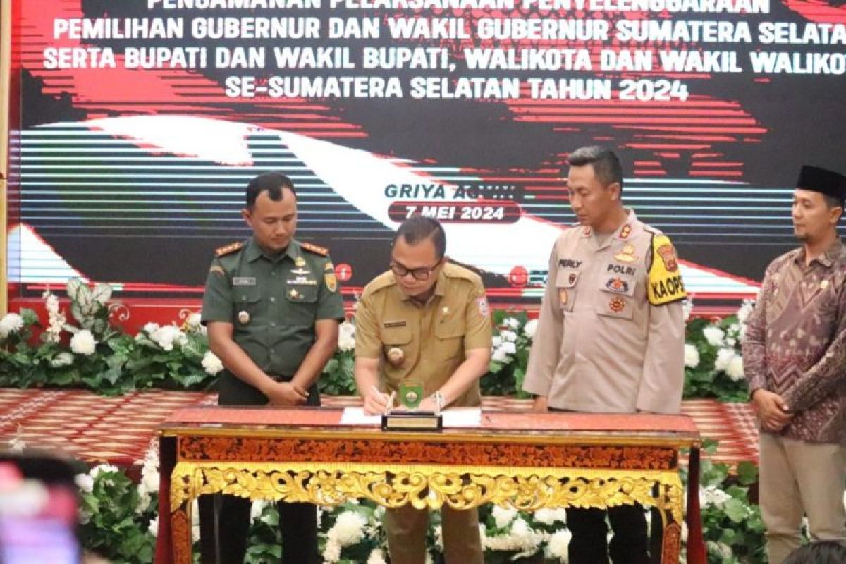 Pj Bupati Banyuasin teken NPHD dengan Kapolres dan Dandim Banyuasin