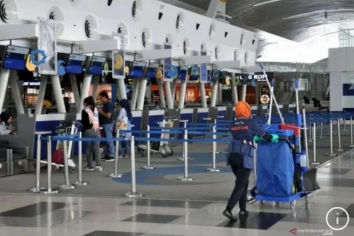 Otoritas: Pergerakan penumpang libur  panjang di Kualanamu normal