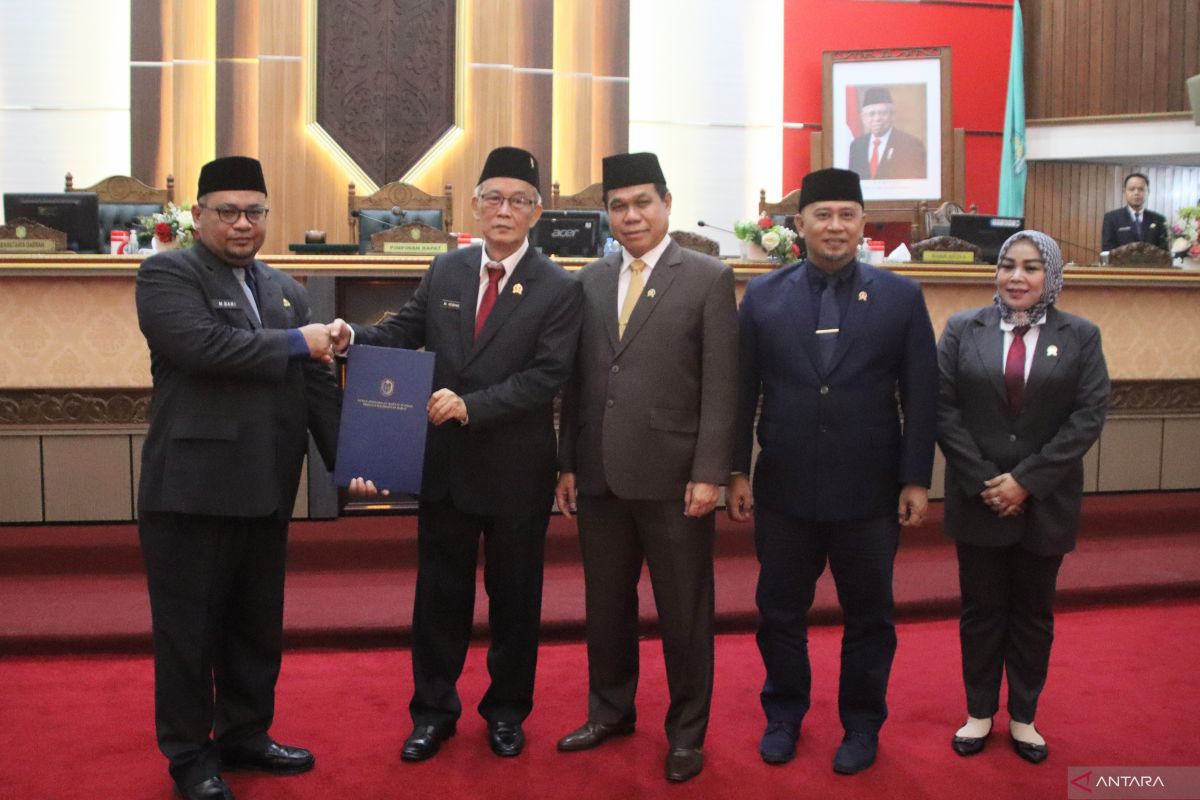 DPRD Kalbar memberikan 21 rekomendasi terhadap LKPJ Gubernur