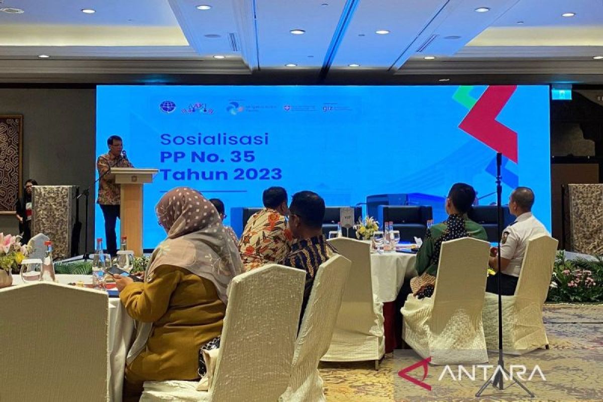 Pengamat: Pelayanan sistem digital cepat ketimbang tambah kementerian