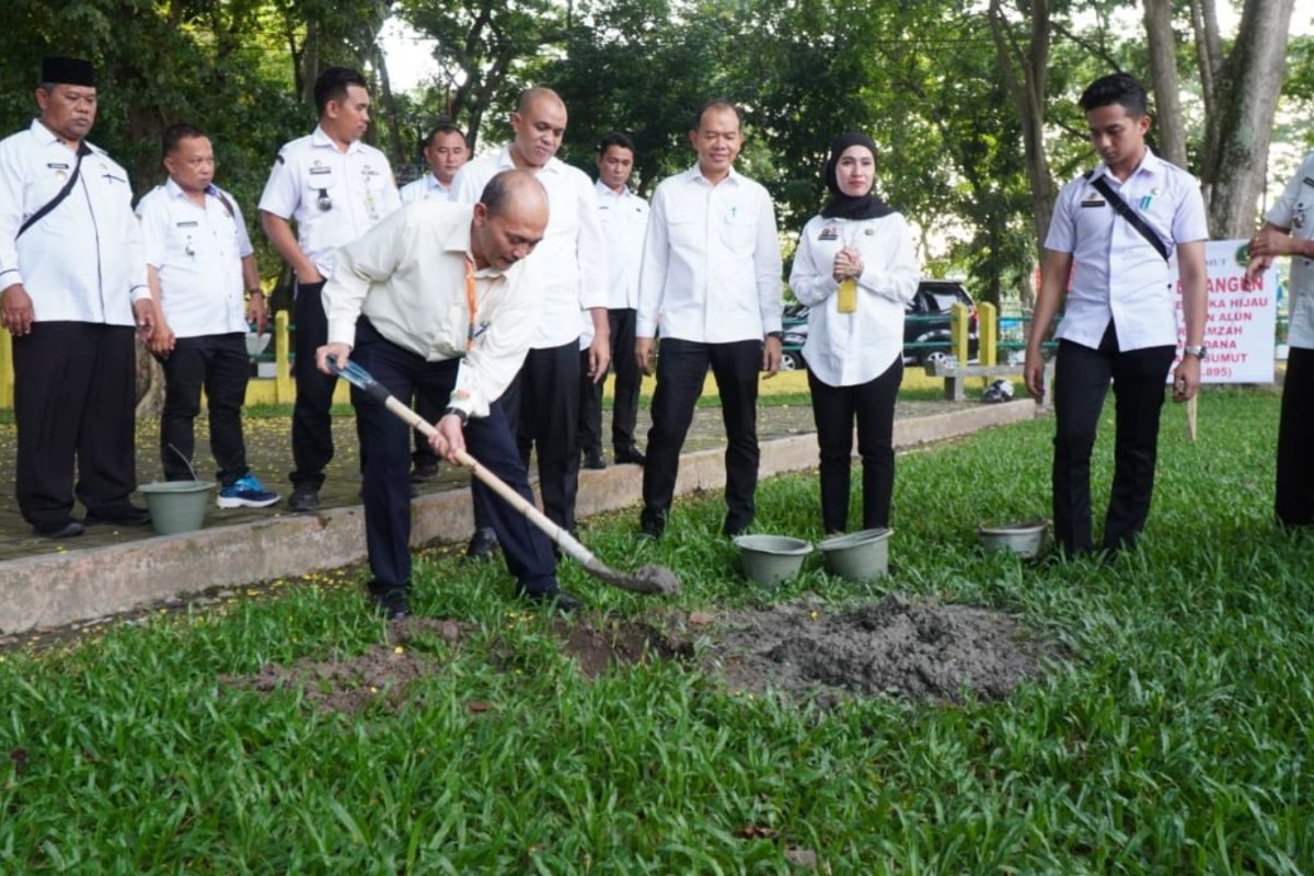 Pj Bupati Langkat letakkan batu pertama ruang terbuka hijau