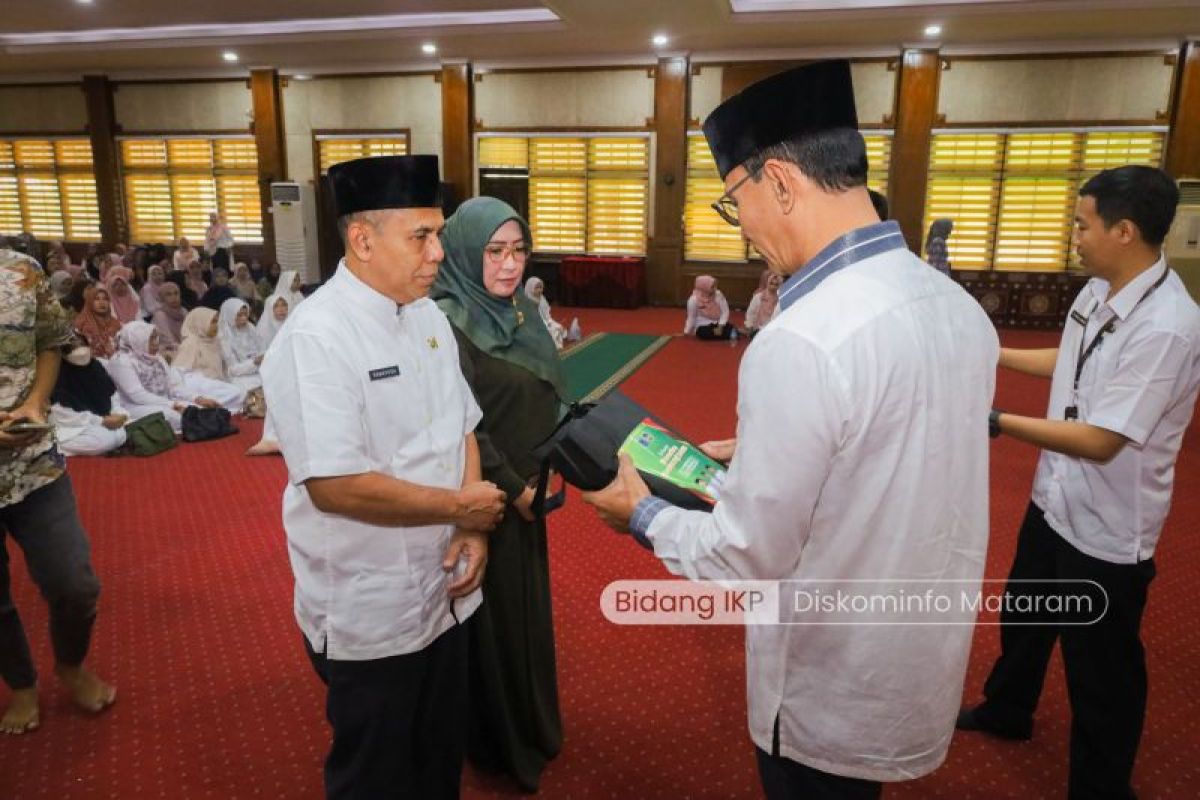 Wali Kota Mohan minta calon haji ASN Mataram jadi teladan