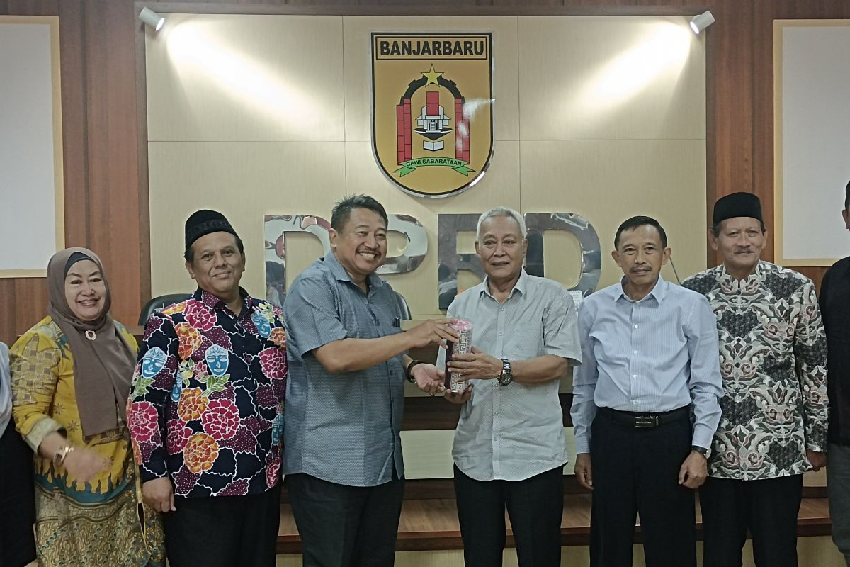 Foto - DPRD Banjarbaru terima kunjungan studi tiru DPRD Kabupaten Malang