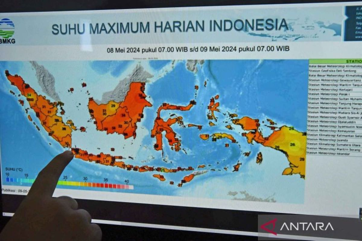 BMKG: Waspada hujan sedang-lebat pada Selasa di sejumlah wilayah Indonesia