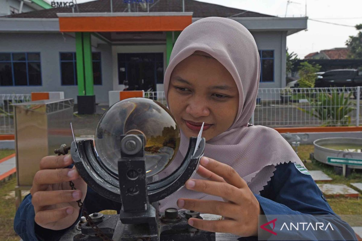 BMKG prakirakan cuaca mayoritas hujan, Serang berawan