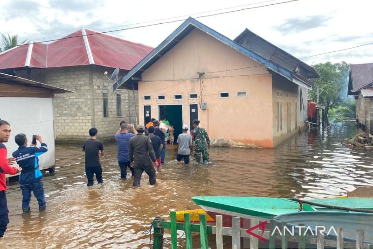 Bupati: Enam kecamatan di Konut terendam banjir