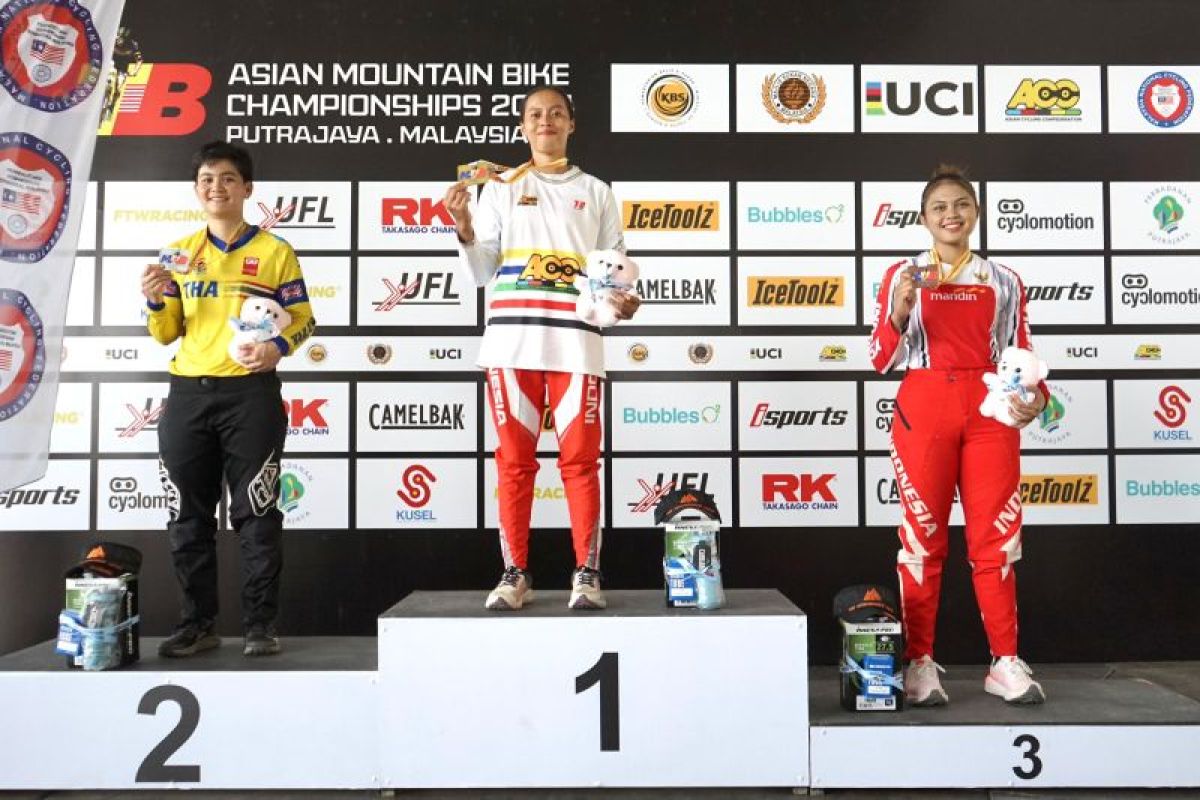 Pembalap sepeda Lumajang juarai Downhill Women Elite tingkat Asia