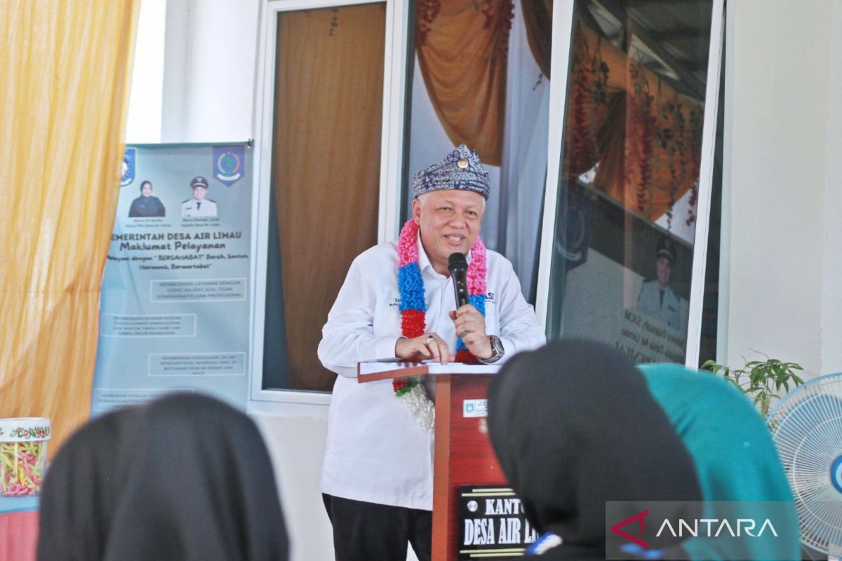 Bupati Bangka Barat dorong Pemdes Airlimau terus berinovasi