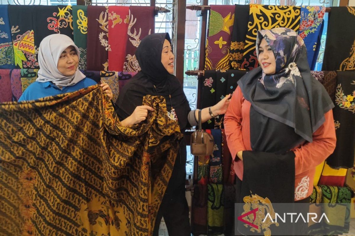 Batik Sekar Buen berpotensi menjadi  batik khas IKN