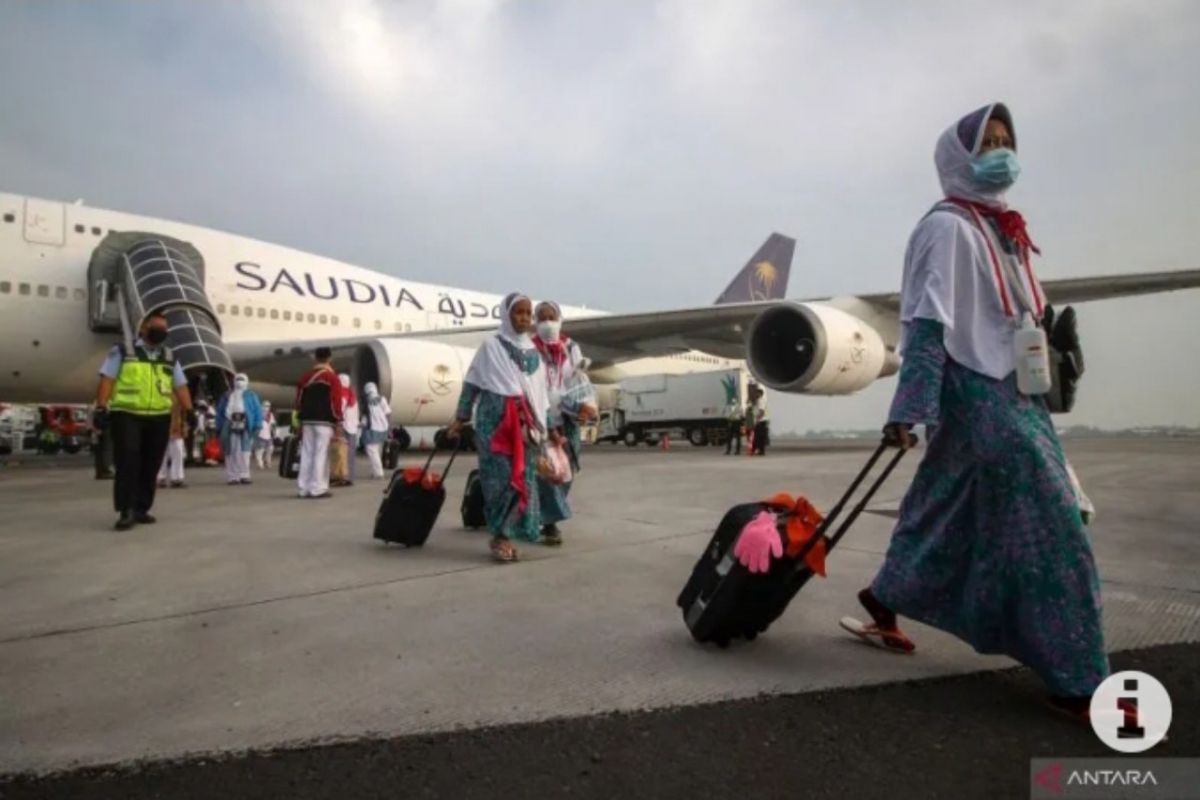 JCH Embarkasi Batam lebih dulu tiba di Madinah 