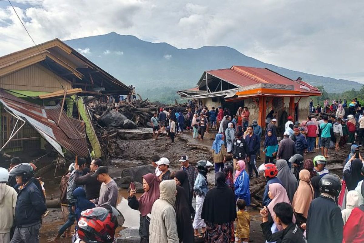 Banjir bandang aliran lahar Marapi, 15 orang meninggal dunia