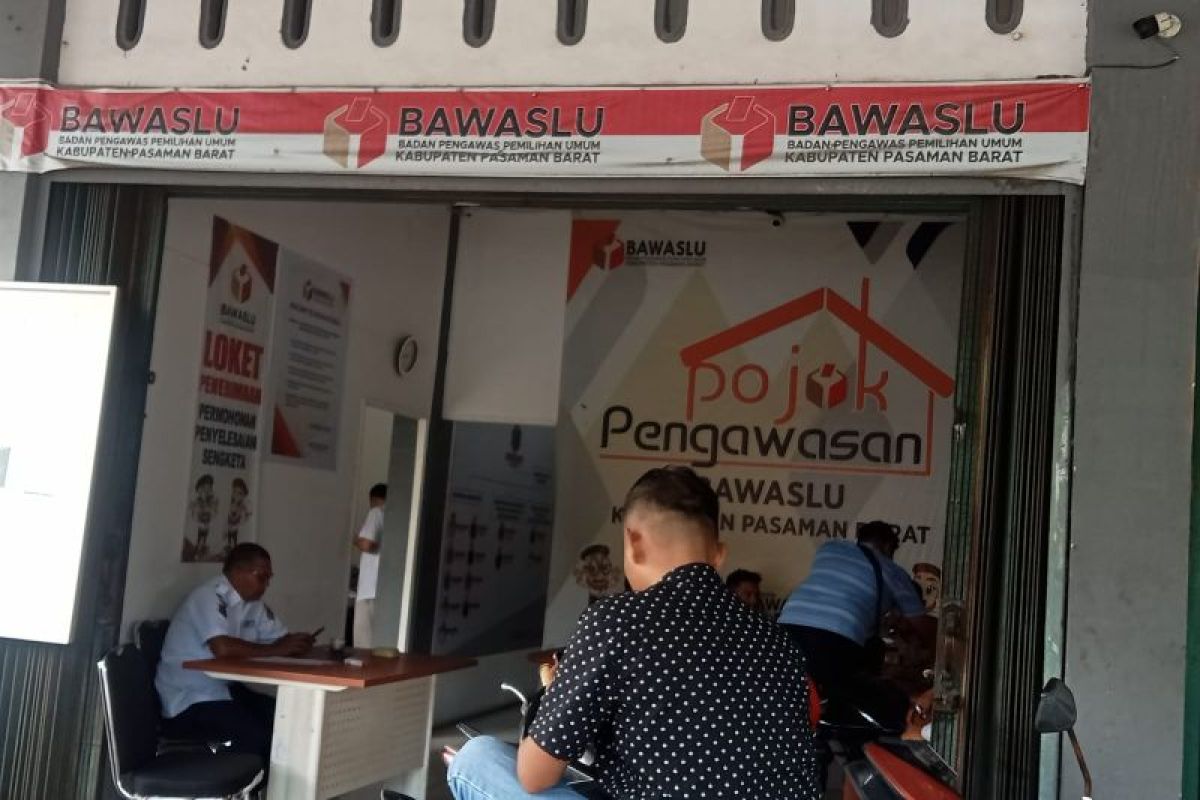 87 orang lulus seleksi administrasi calon anggota panwaslu kecamatan di Pasaman Barat