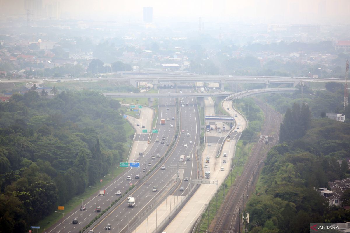 Kualitas udara Jakarta terburuk kedua di dunia pada Rabu pagi