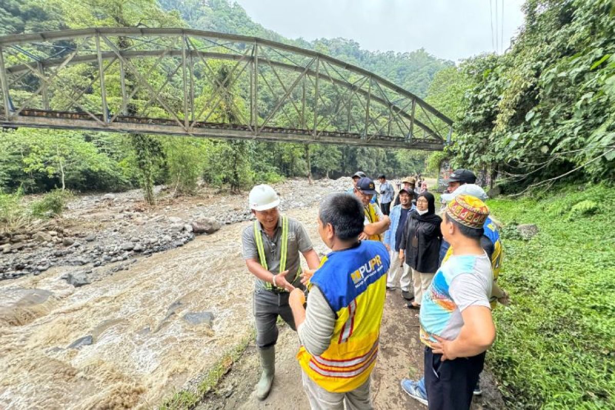 Ombudsman minta pembangunan jalan darurat di Silaing dipercepat