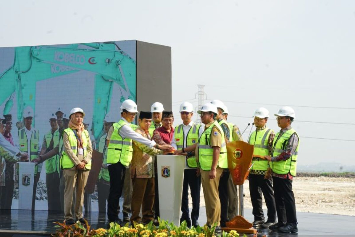 Jakarta builds one of the world's largest waste processing facility