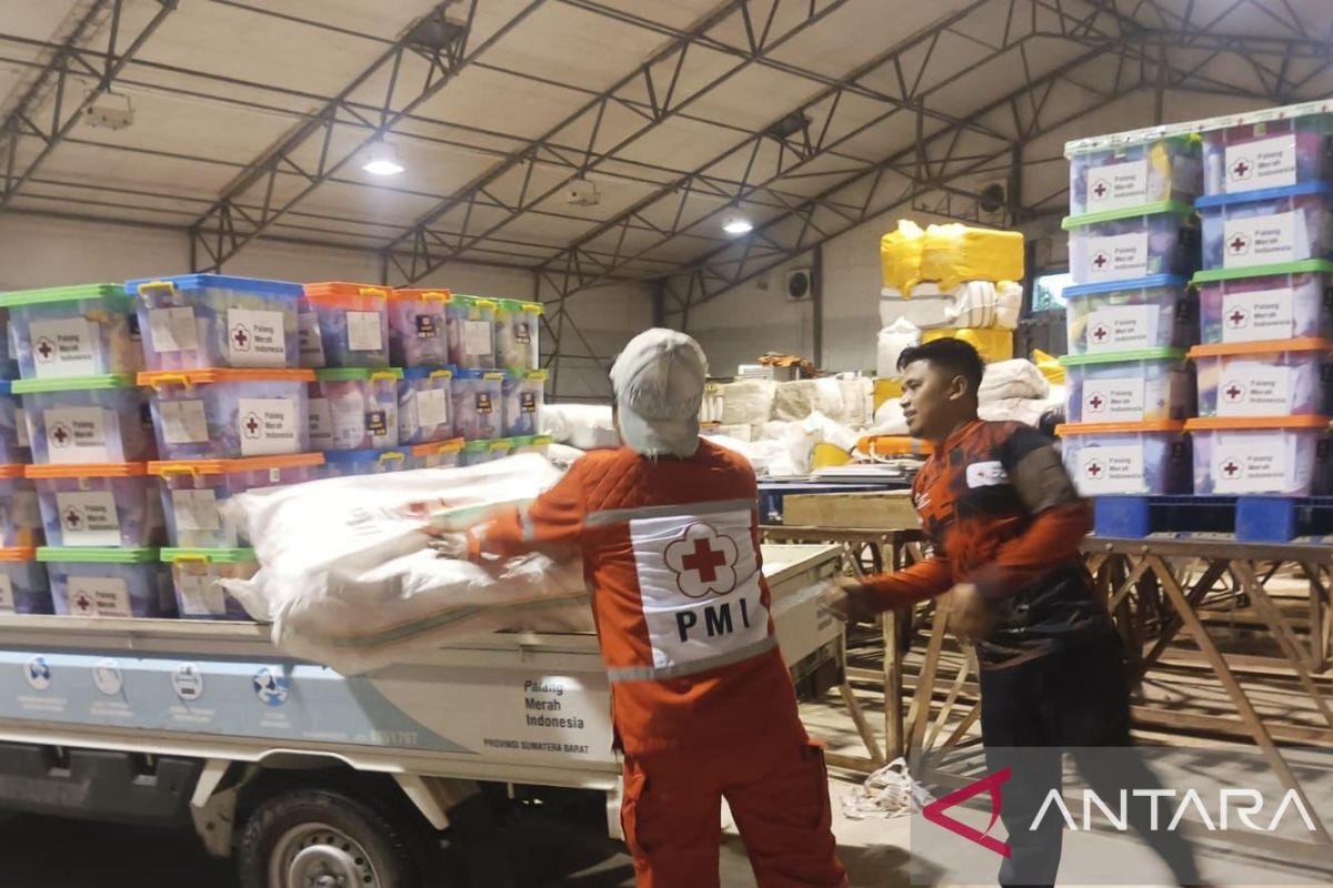 PMI salurkan bantuan logistik ke daerah terdampak banjir lahar di Sumbar