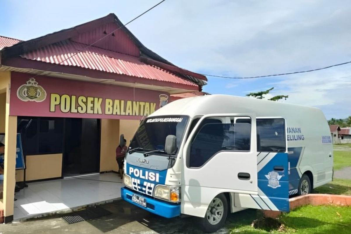 Polres Banggai hadirkan pelayanan SIM Keliling di Kecamatan Balantak Bersaudara