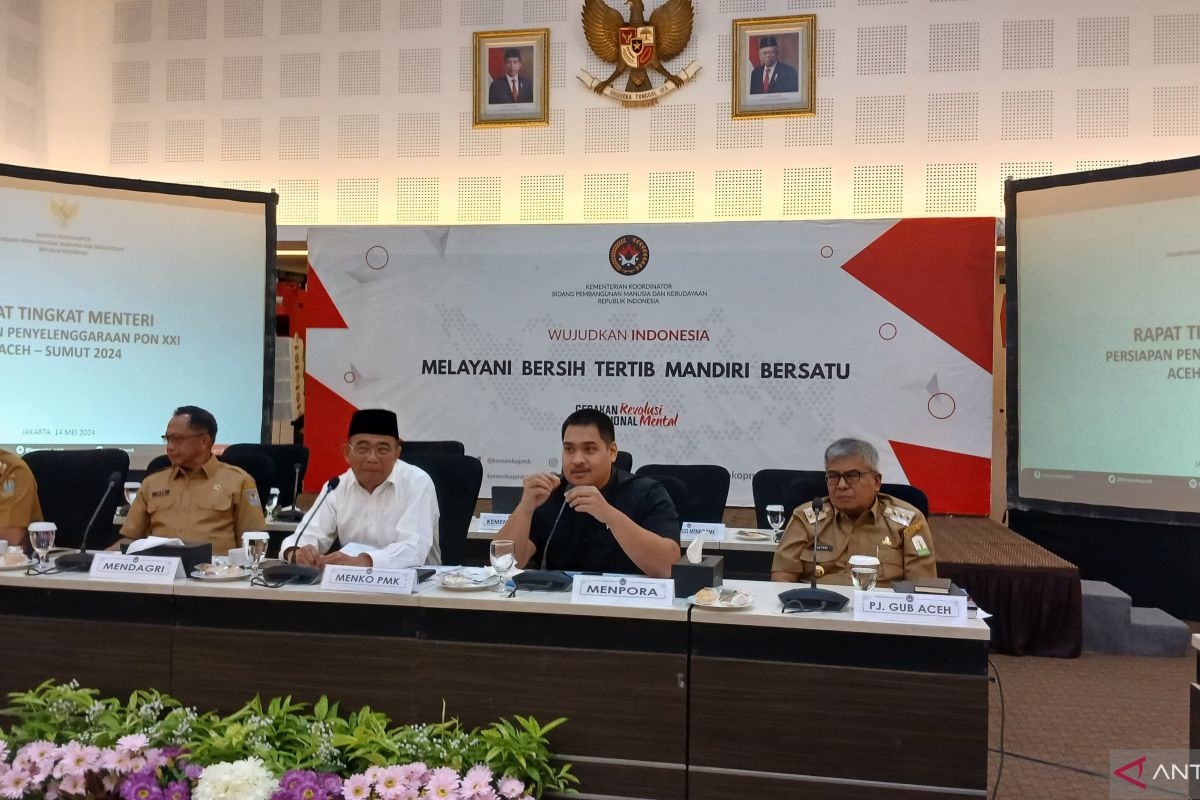 Menpora imbau kepala daerah memberi hadiah atlet berprestasi di PON