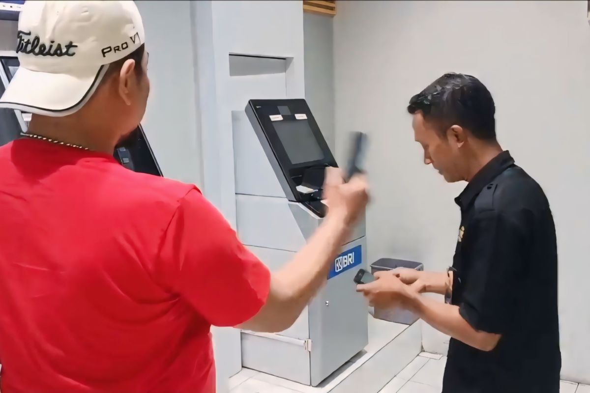 Polisi tangkap pelaku ganjal ATM