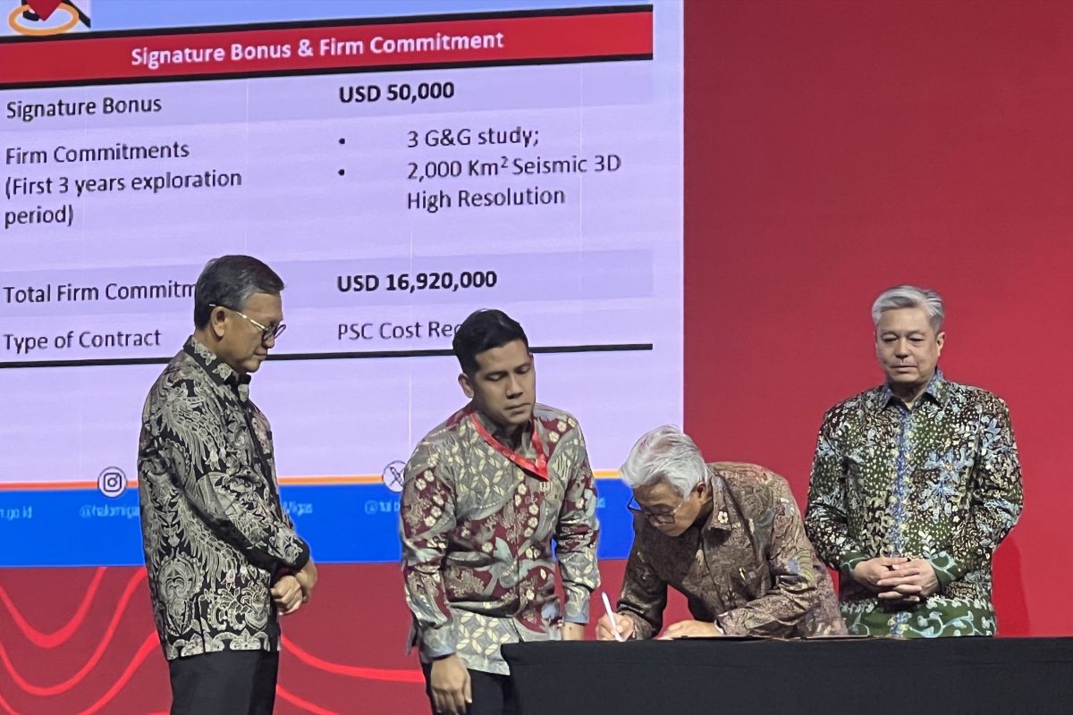 Petronas tandatangani perpanjangan kontrak WK Ketapang dan Bobara