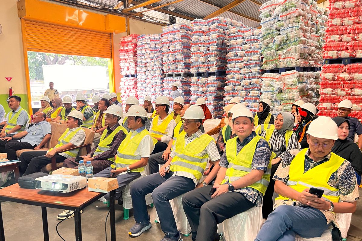 Bapemperda DPRD Sulsel mempelajari pengelolaan cadangan pangan Jakarta