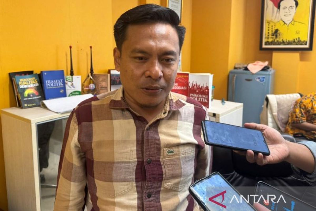 Ketua Golkar Surabaya beri isyarat bersaing di Pilkada 2024