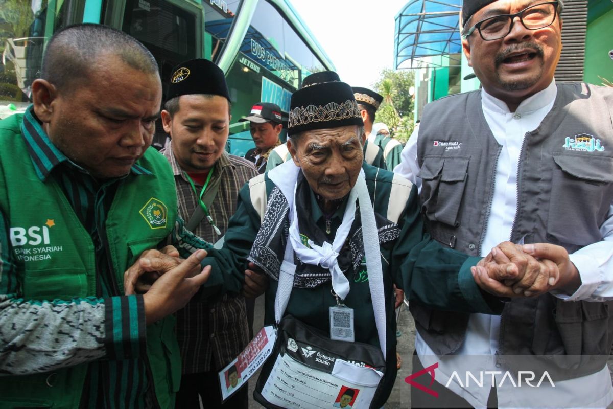 BBKK Surabaya sampaikan kondisi kesehatan Hardjo Mislan calon haji tertua Indonesia