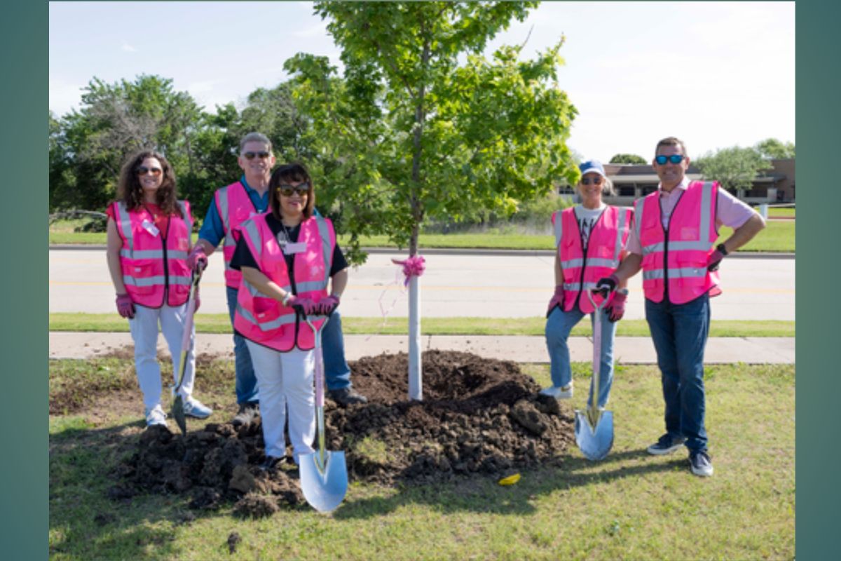 Pink Lipsticks and Green Thumbs: Mary Kay Inc. Celebrates 60 Years of Sustainable Beauty With Special Tree Planting Event in Lewisville