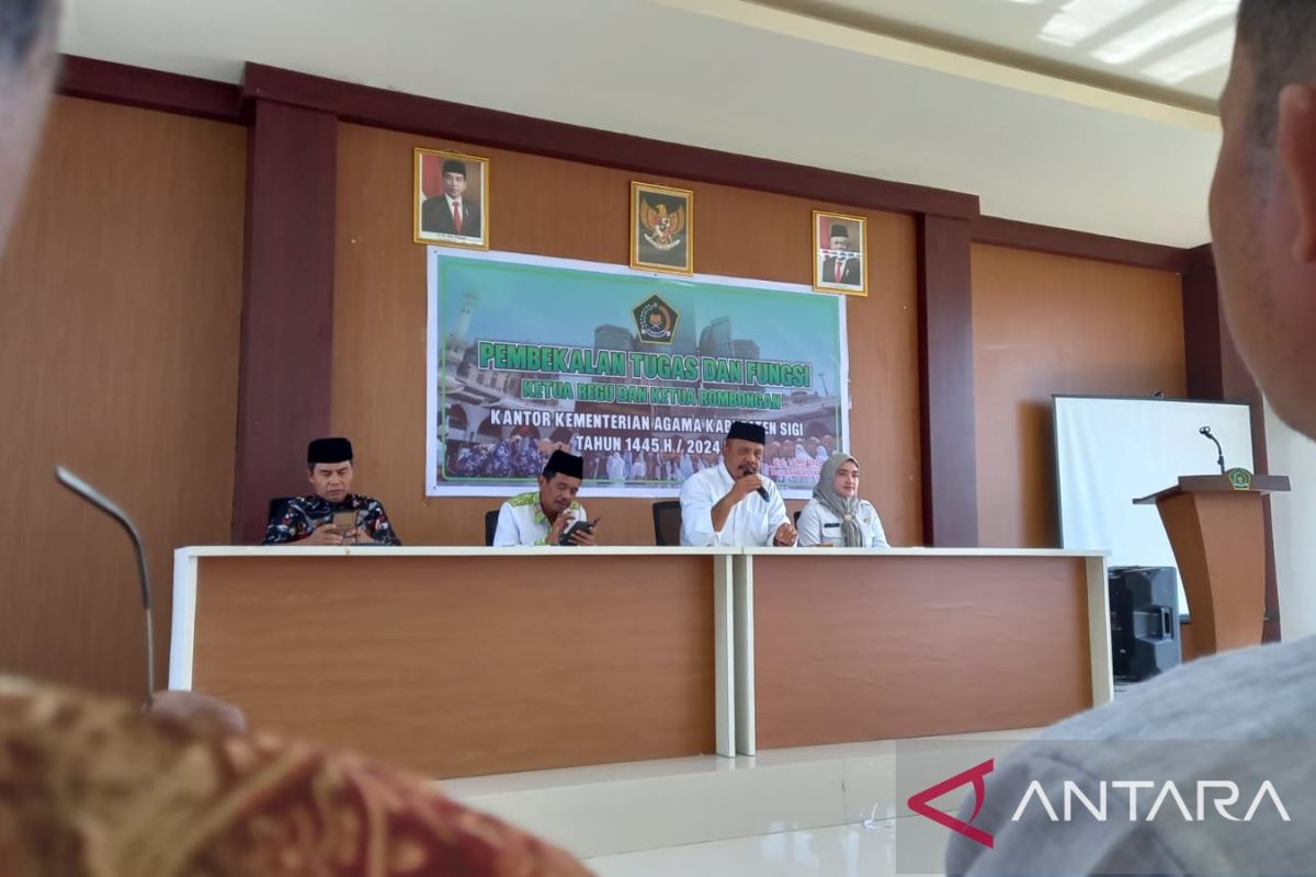 Kemenag Sigi latih petugas dalam berikan pelayanan kepada jamaah haji