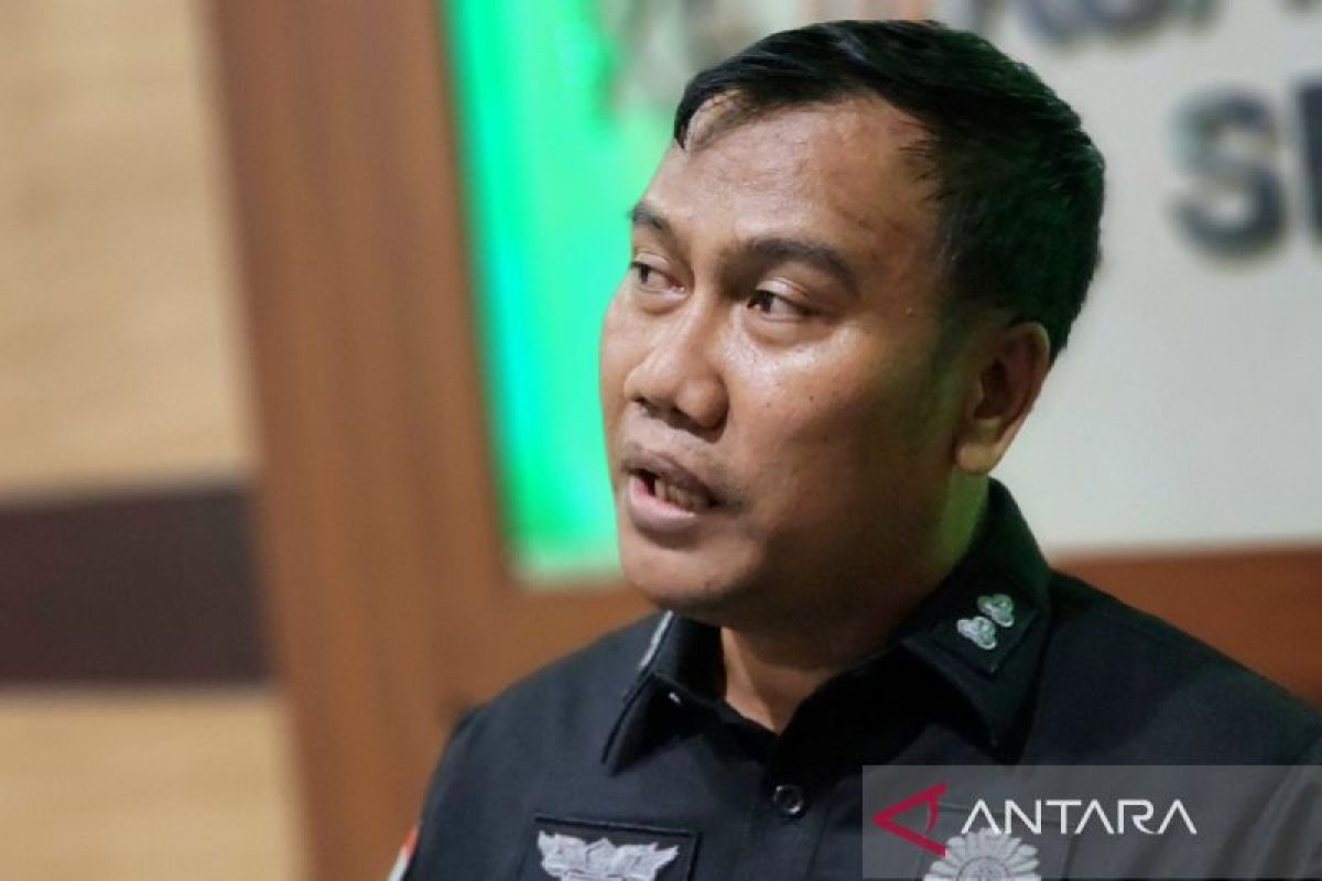 Kejari Kota Semarang musnahkan narkoba dan belasan senjata tajam