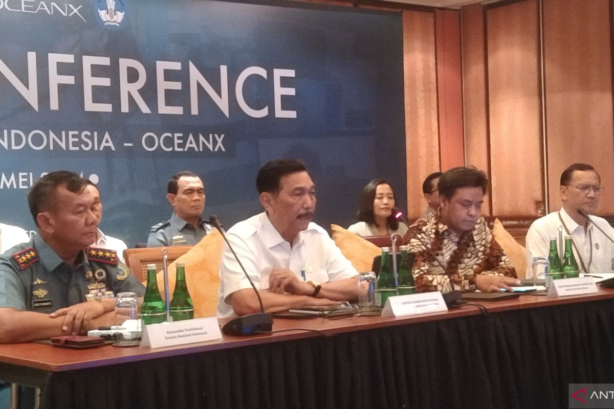 Luhut saran ke Presiden Terpilih Prabowo beli kapal riset