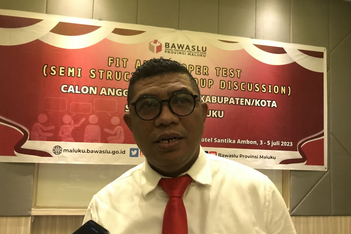 Bawaslu Maluku tes CAT  ratusan calon Panwascam Pilkada 2024