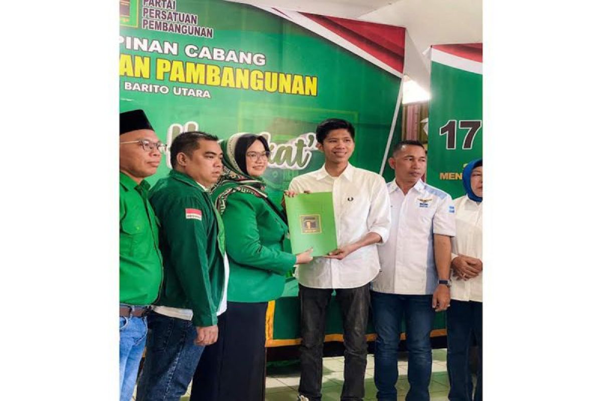 Bangun koalisi besar, Agi sudah mendaftar pada sembilan parpol