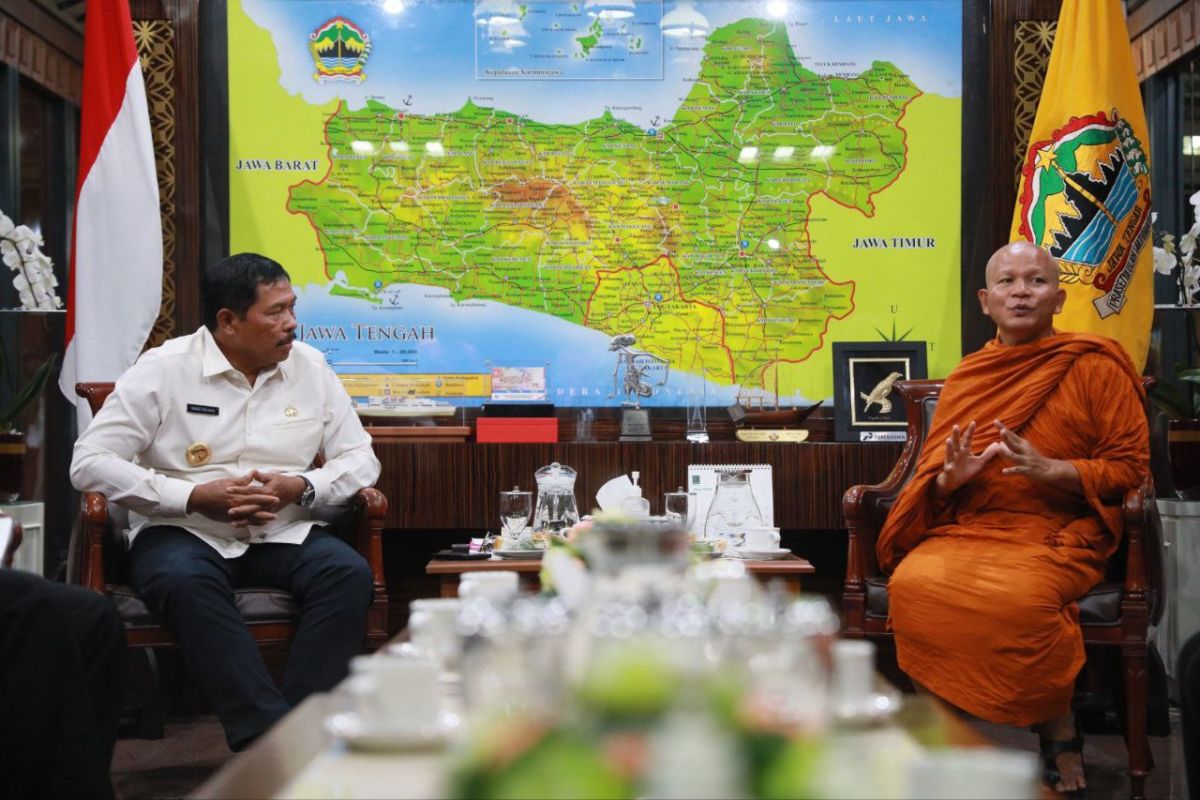 Pemprov Jateng siap kawal ritual biksu Thudong hingga Borobudur