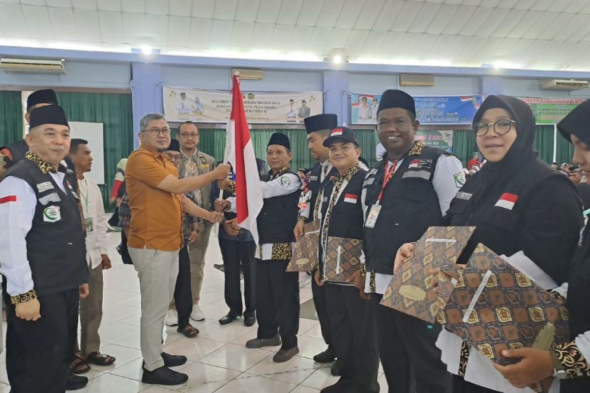 450 JCH Kampar berangkat ke Madinah 