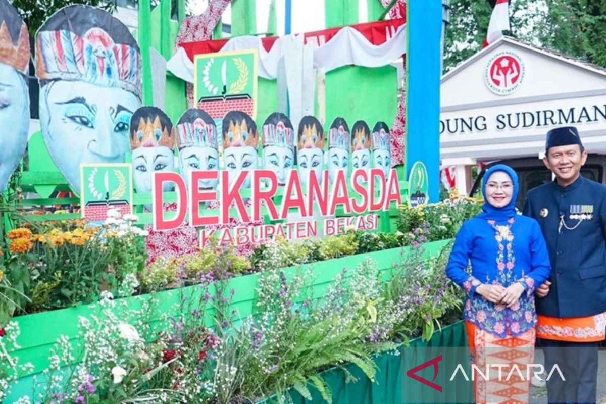 Pemkab Bekasi pamerkan kerajinan tangan lokal di Kota Solo