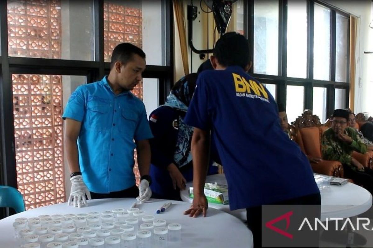 ASN Kemenag Aceh Besar dites urine, ini hasilnya