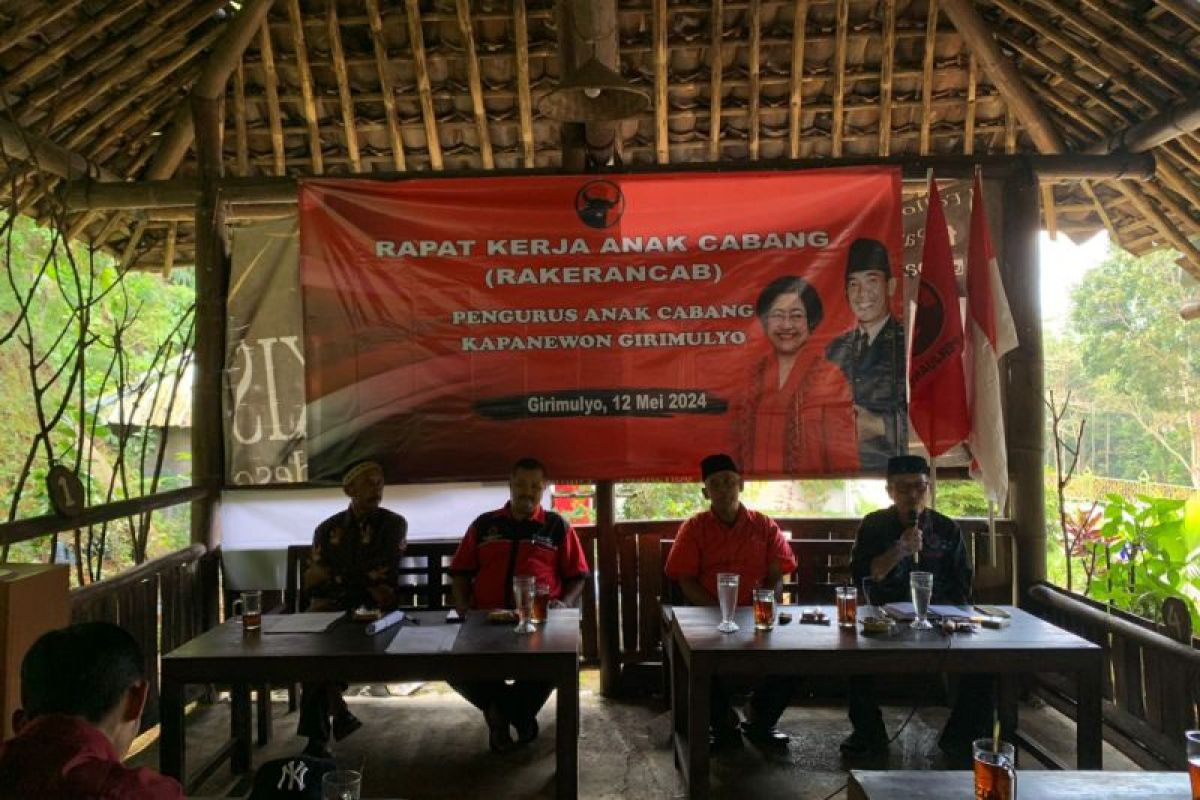 PDIP Kulon Progo menjaring bakal calon bupati untuk Pilkada 2024