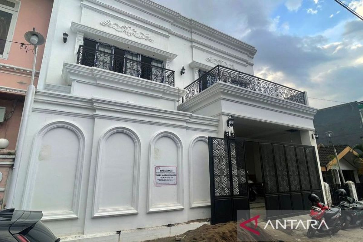 KPK geledah rumah adik SYL di Kota Makassar