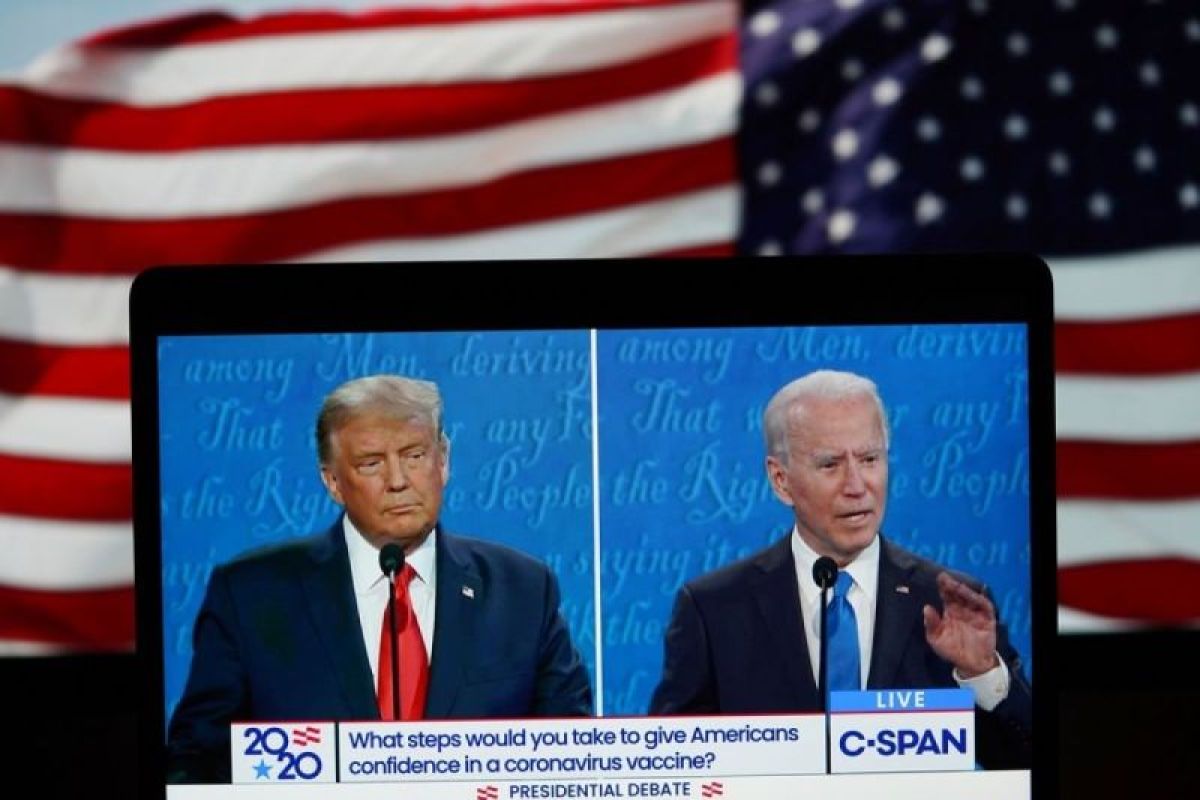 Trump akan tuntut tes narkoba sebelum debat dengan Biden