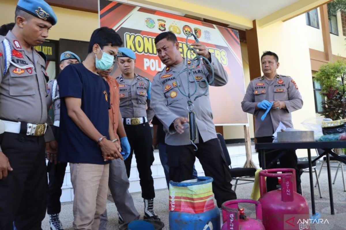 Polres Bima Kota bongkar kasus pengoplosan gas Elpiji