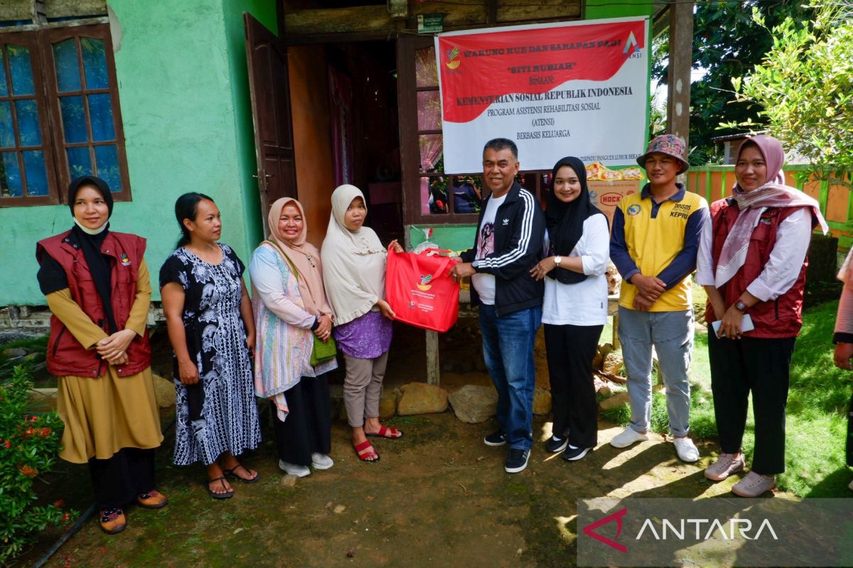 Kemensos berikan bantuan ke pelaku usaha di Natuna Kepri