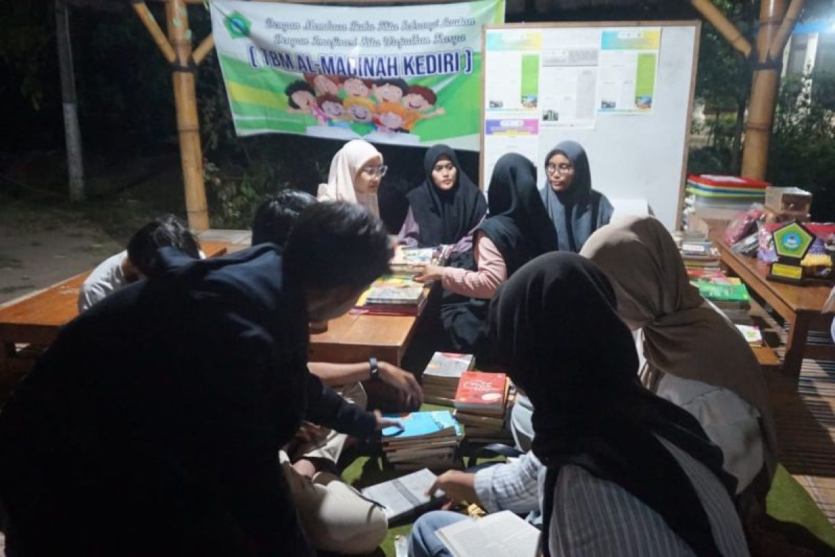 Taman Baca "Mahanani" Kediri gelar literasi pendidikan 